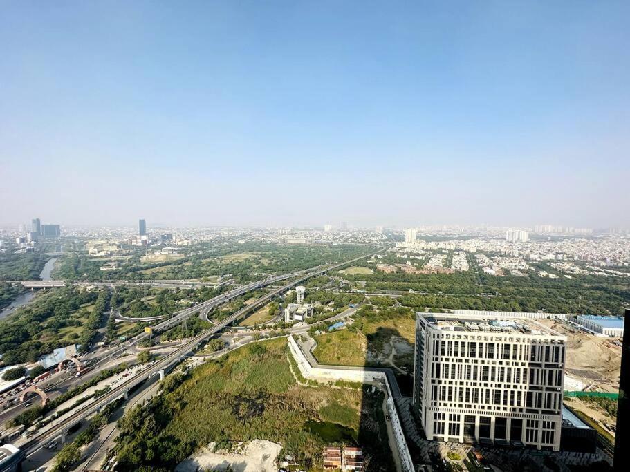 נוידה Cloud Stay@41St Floor מראה חיצוני תמונה