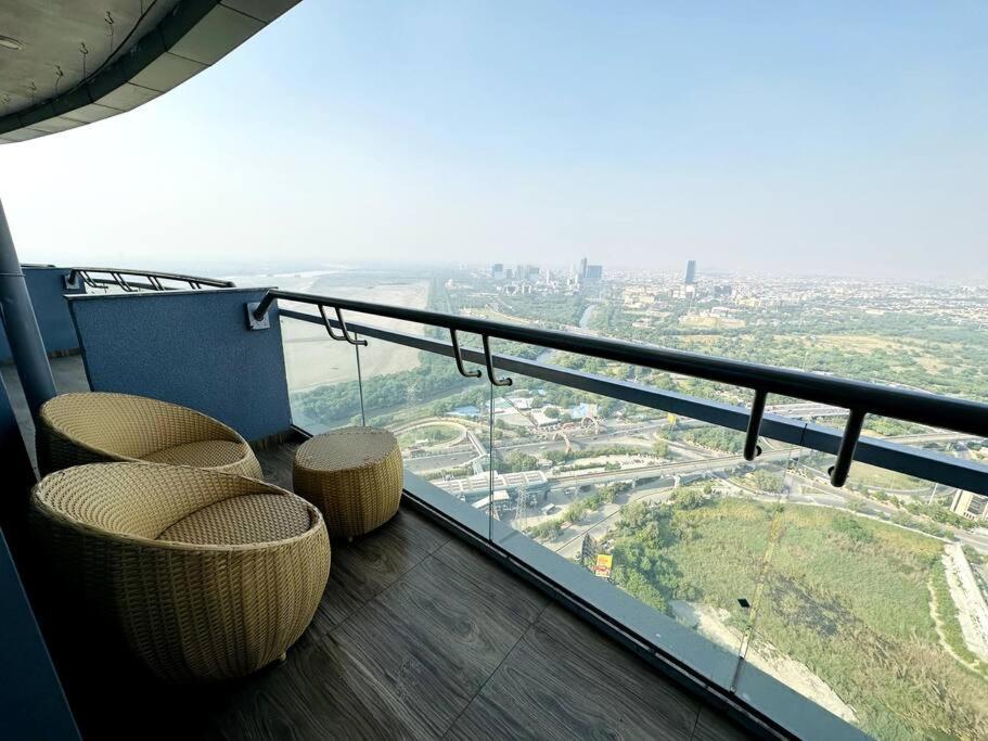 נוידה Cloud Stay@41St Floor מראה חיצוני תמונה